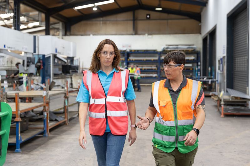 SOLAS upskilling initiative reaches 100,000 milestone offering vital skills to Irish workforce image